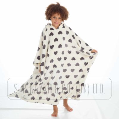 HEART DESIGN HOODED PONCHO