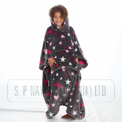 STAR HEART DESIGN HOODED PONCHO